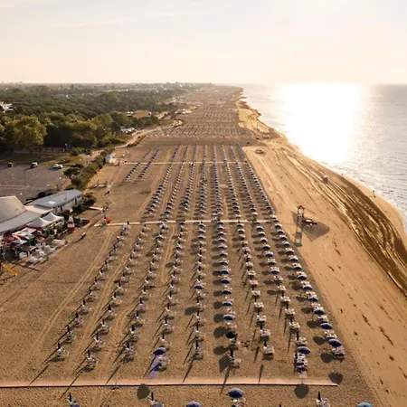 Apartment Sea View In The Heart Of Bibione